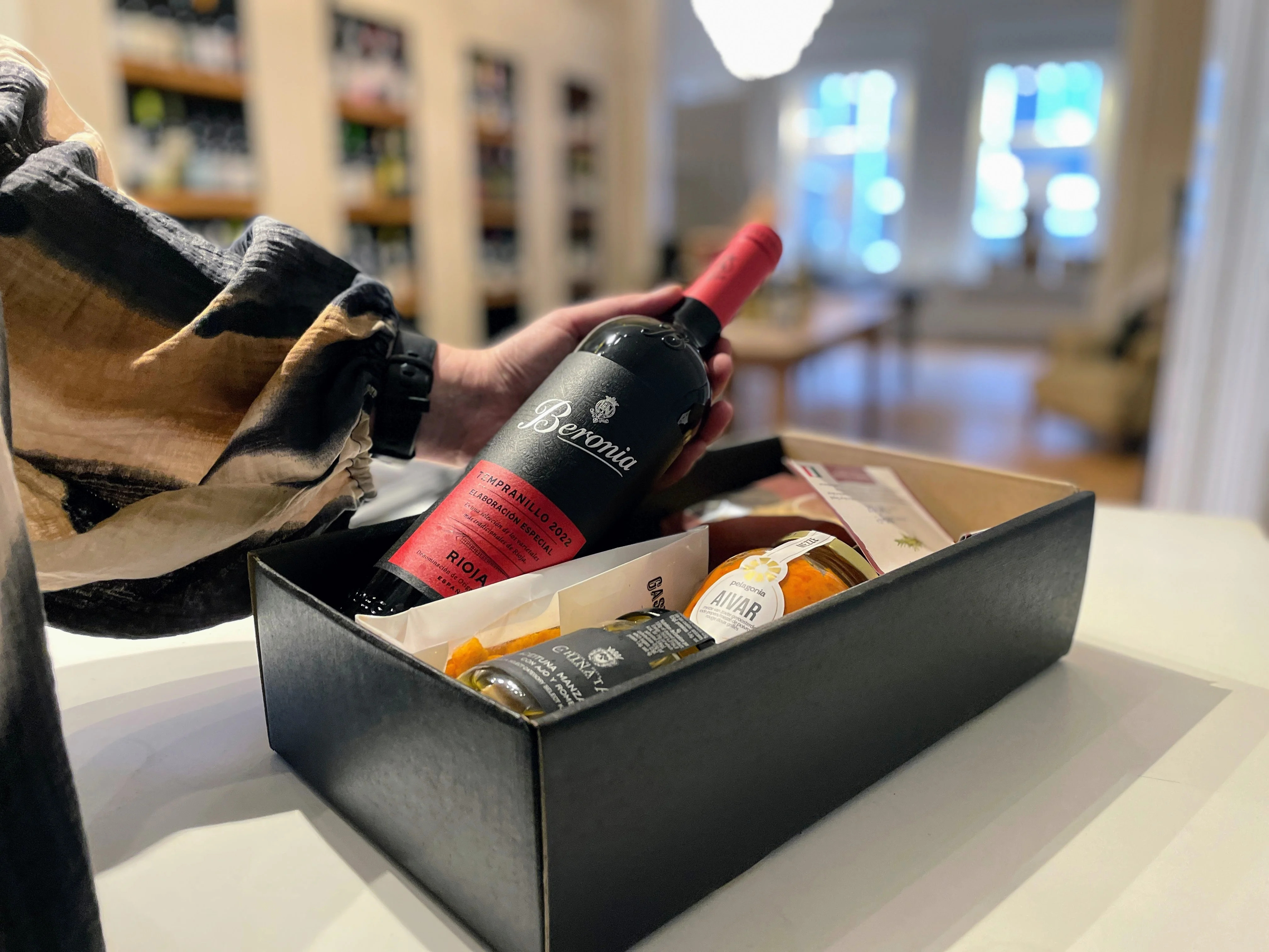 Wijngeschenk kopen in Geel, wijnpakket, geschenkpakket