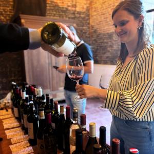 Wijnproeven in wijnbar en wijnshop De Proeverij Geel