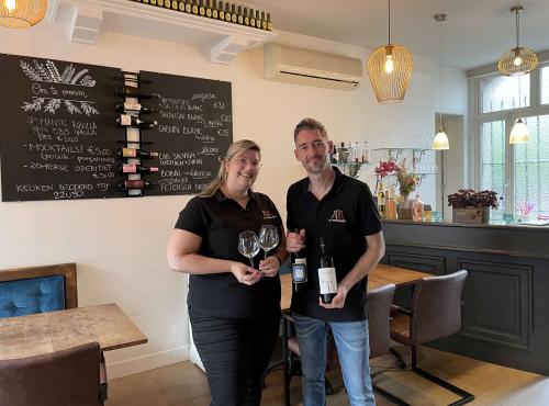 Nele en Hans in De Proeverij