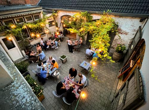 Wijnbar De Proeverij in Geel bestaat 2 jaar